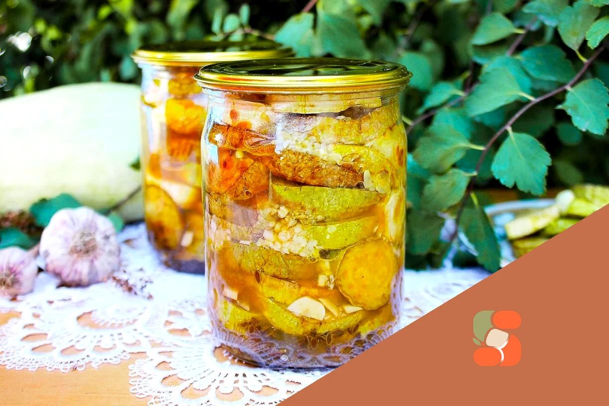 Кабачки смажені з часником на зиму в банках кружальцями
