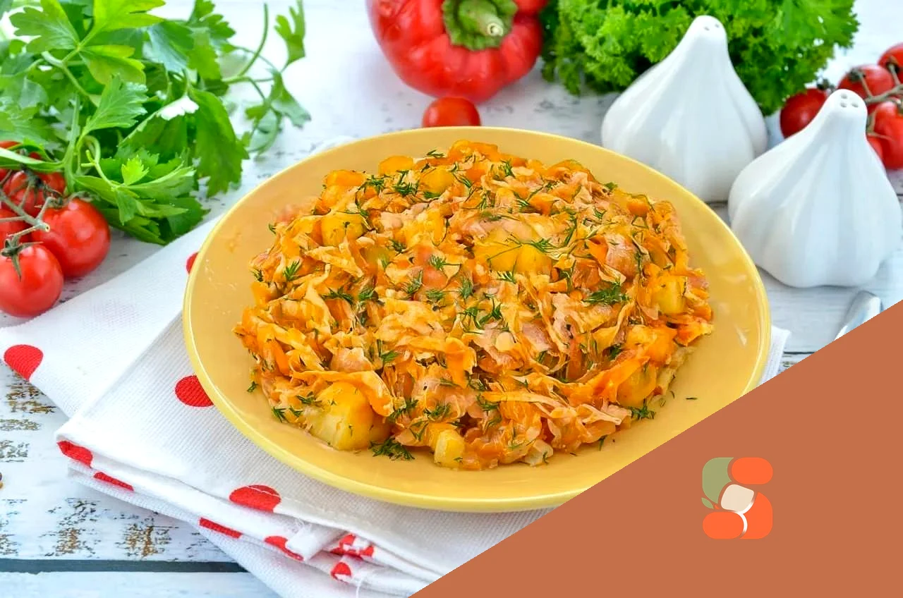 Капуста с беконом