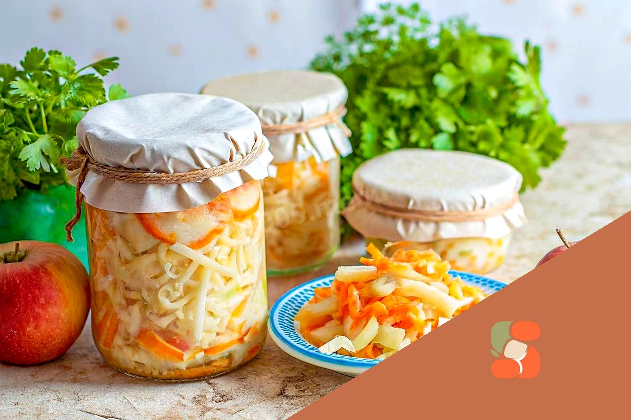 Капуста с яблоками на зиму квашеная