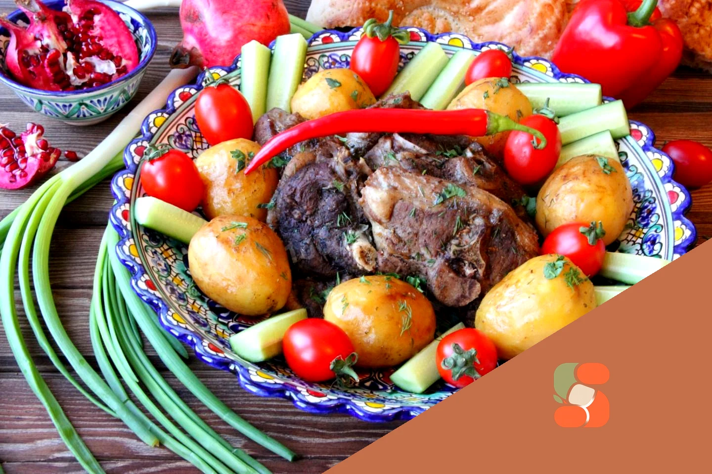 Котел кебаб з картоплею узбецькою з баранини на плиті