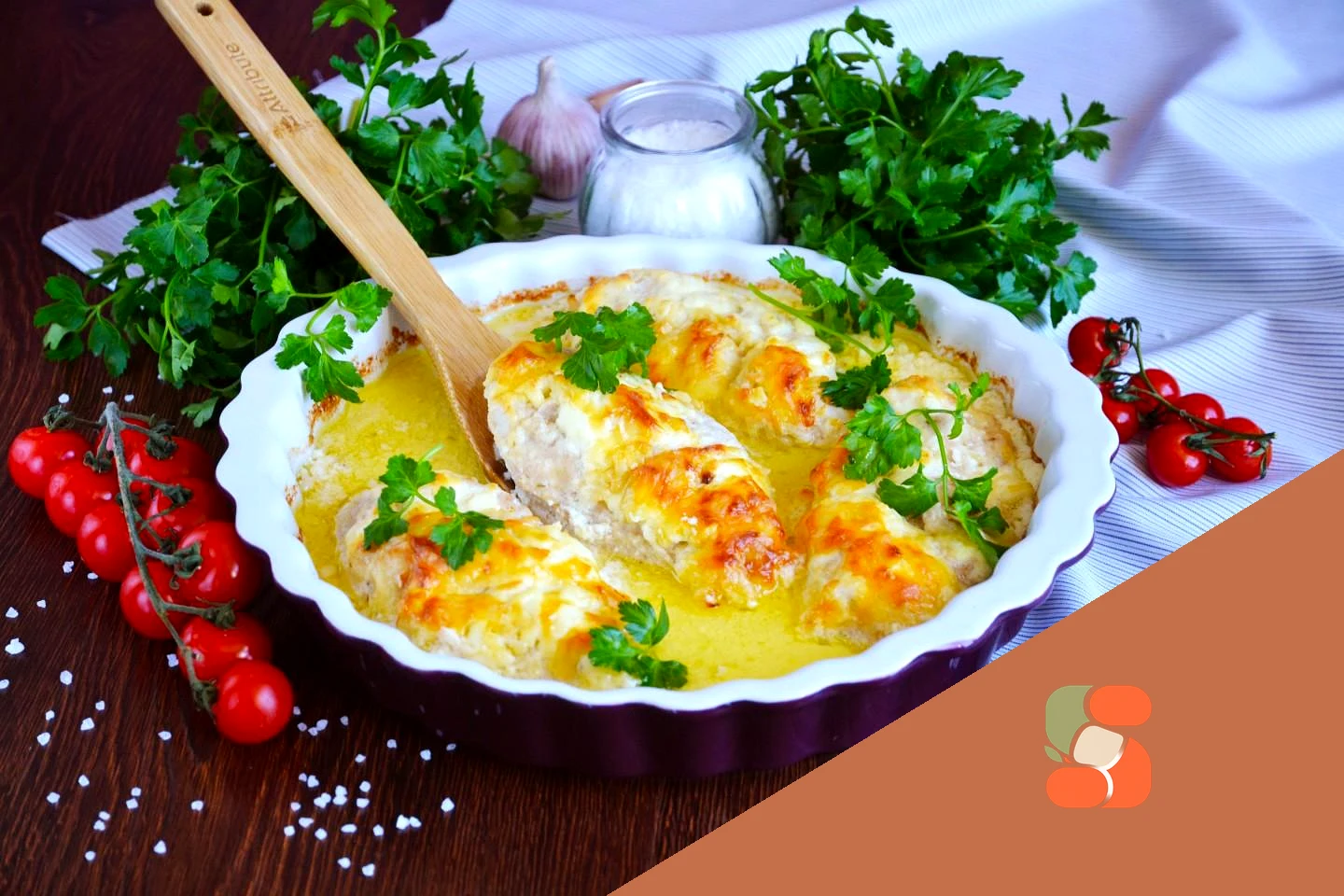 Куриное филе в сметане в духовке