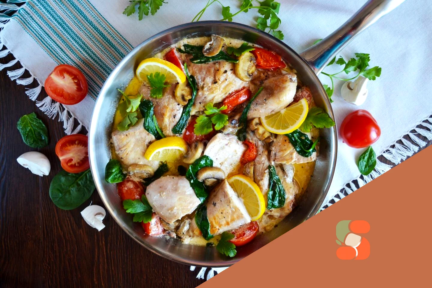 Курка з печерицями у вершковому соусі по-тосканськи