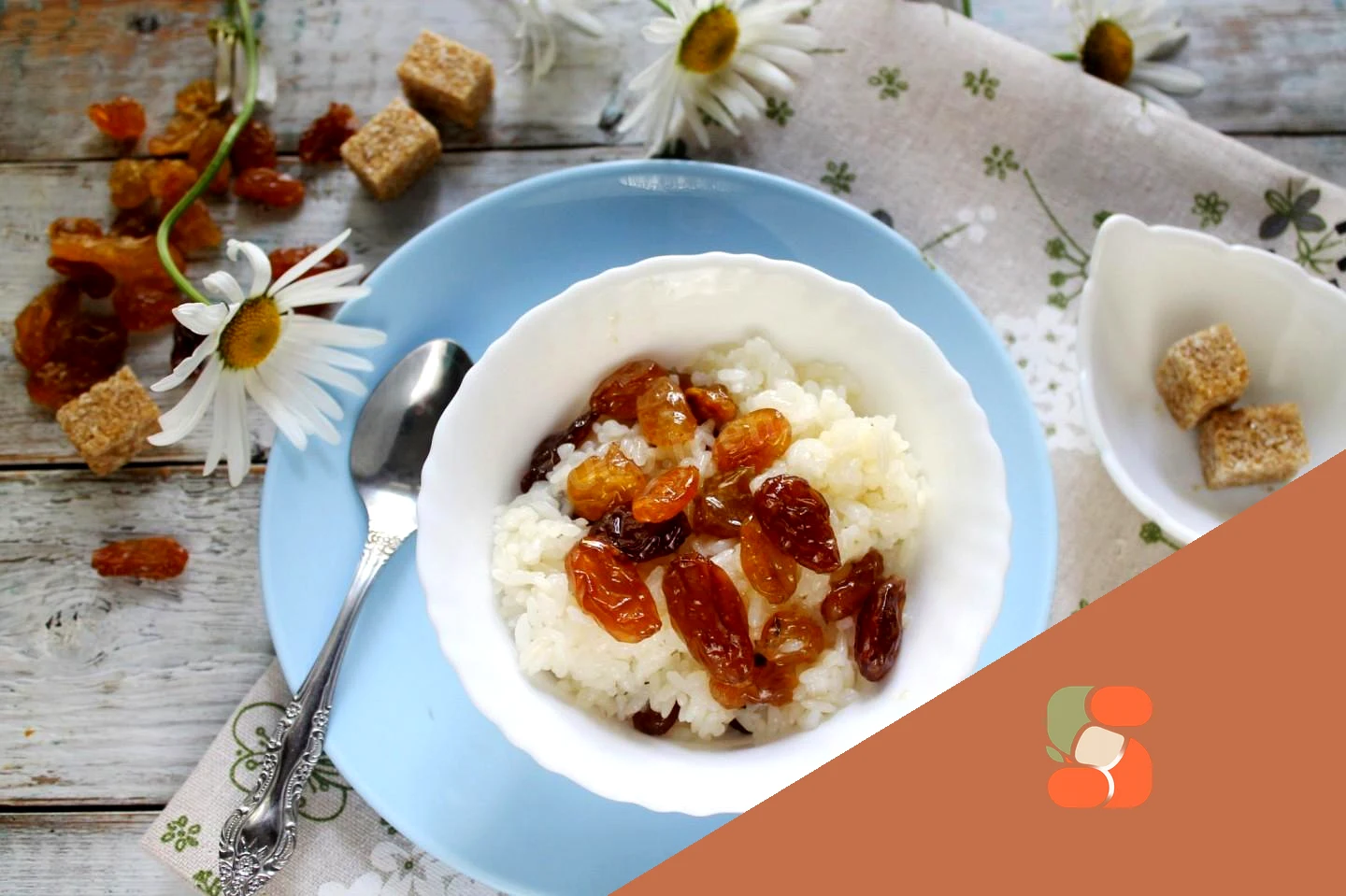 Кутя поминальна з родзинками із рису на поминки