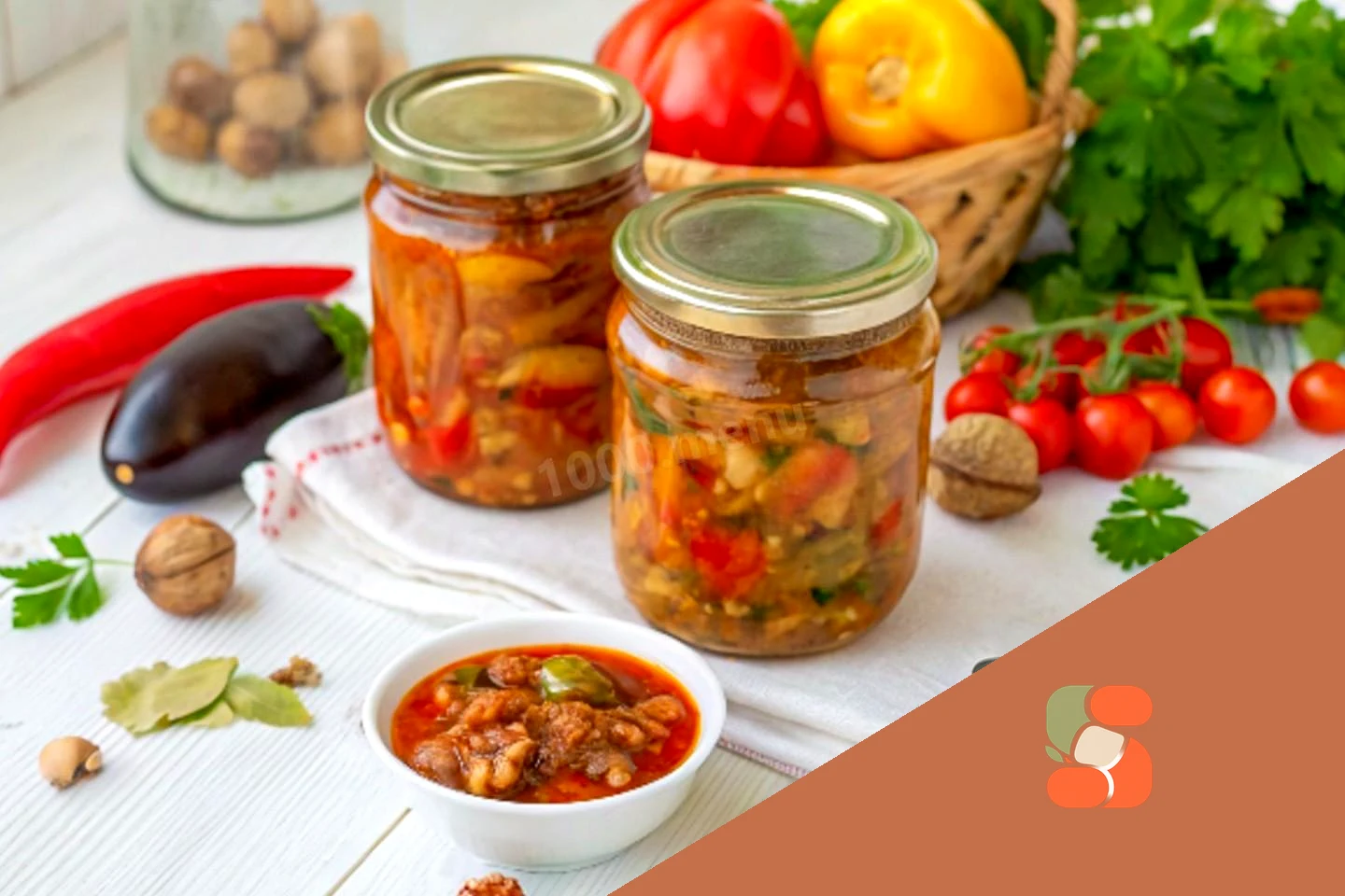Лечо с баклажанами и грецкими орехами на зиму