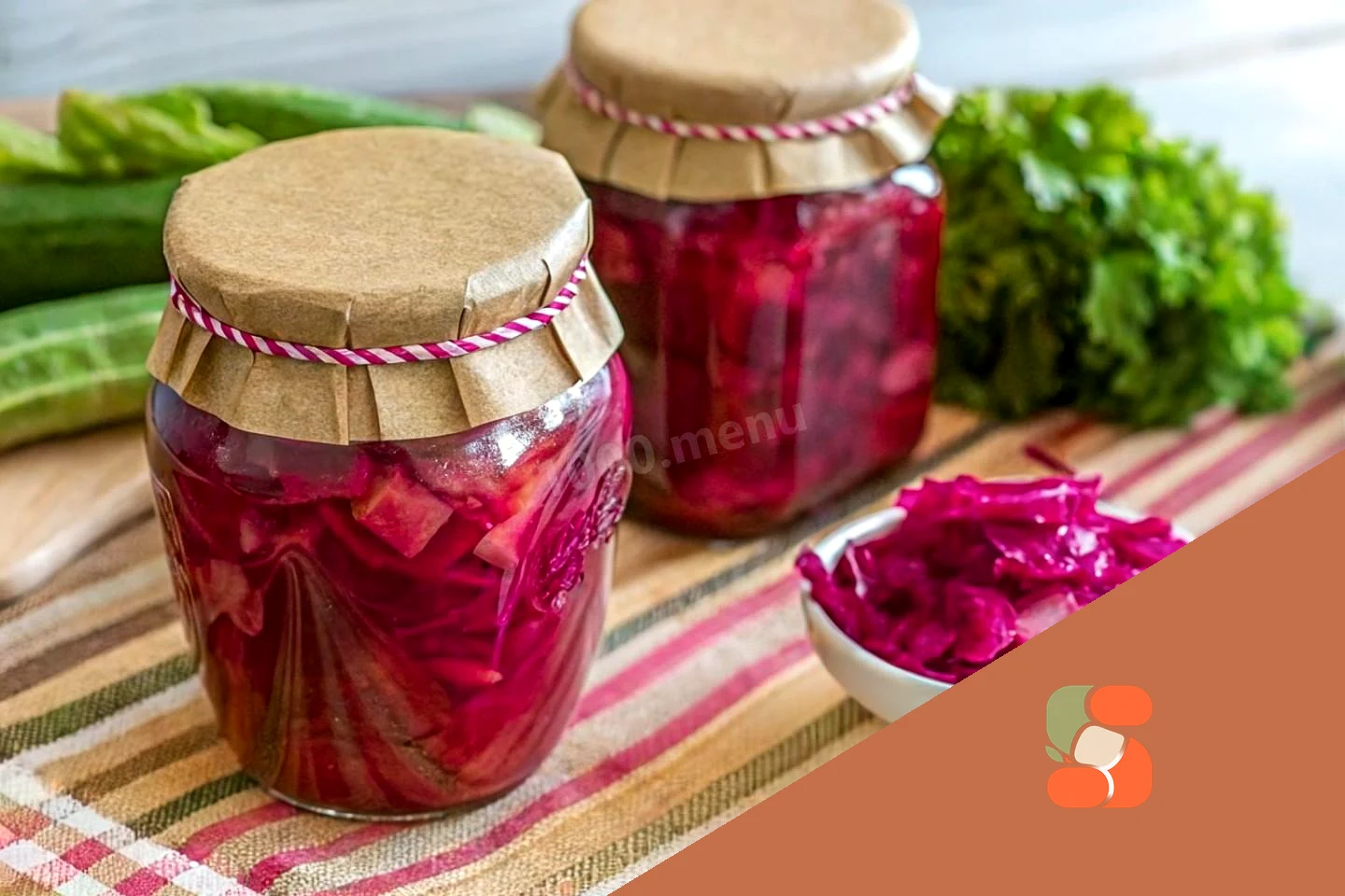 Маринованная капуста со свеклой на зиму