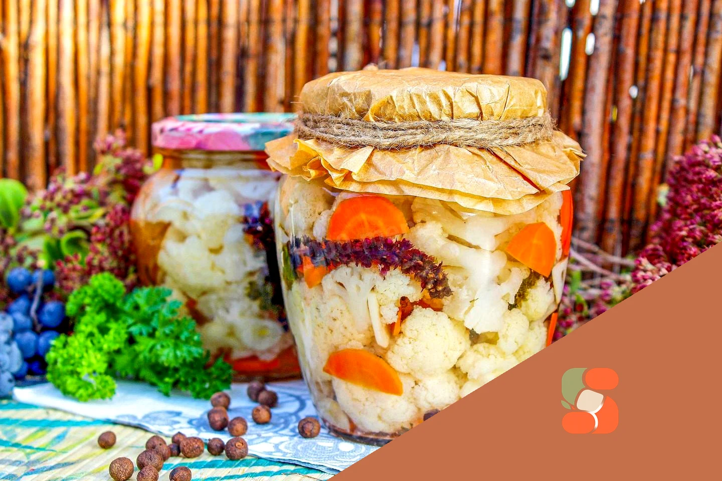Маринованная цветная капуста на зиму в банках ассорти