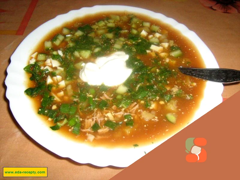 Окрошка м'ясна на квасі