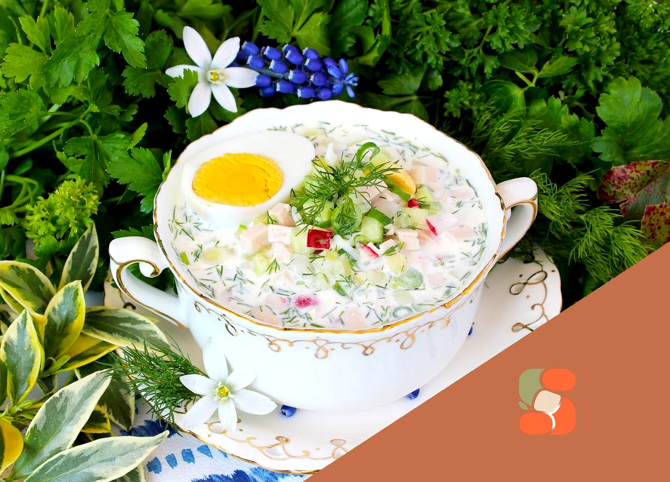 Окрошка на кефірі з мінералкою