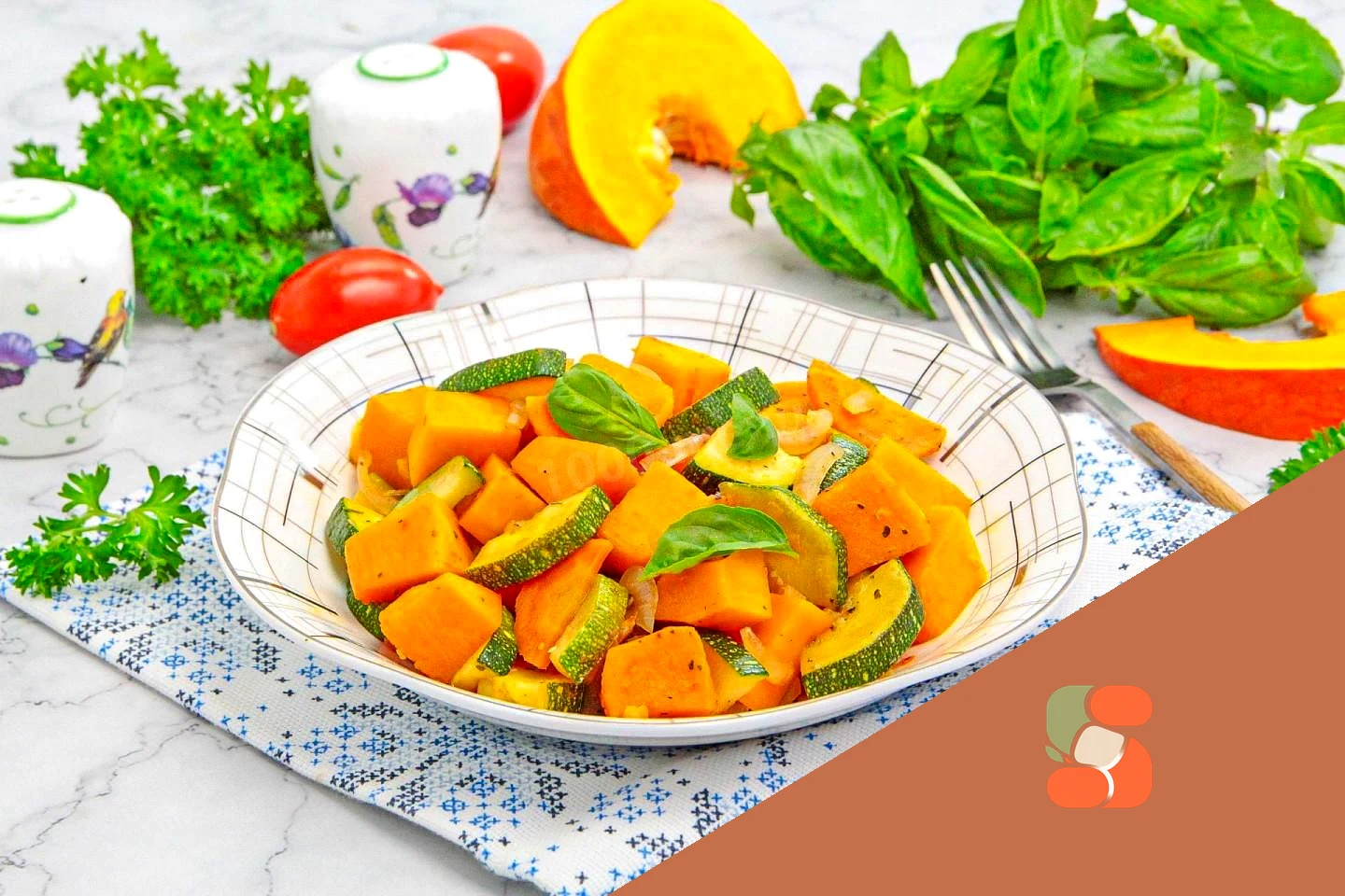 Овочеве рагу з гарбузом та кабачками