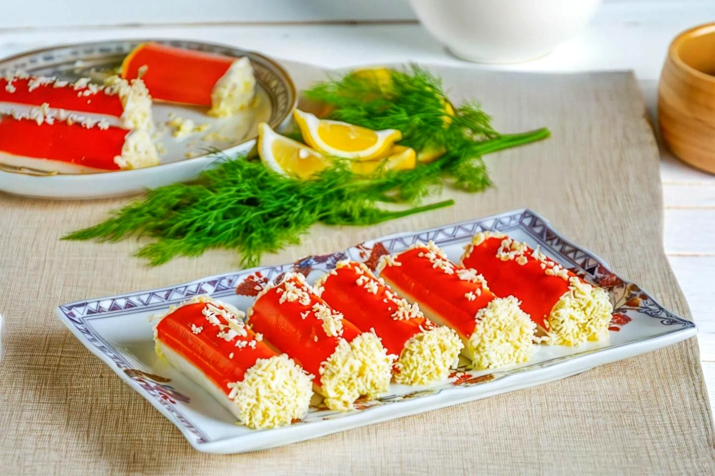 Рулетики з крабових паличок