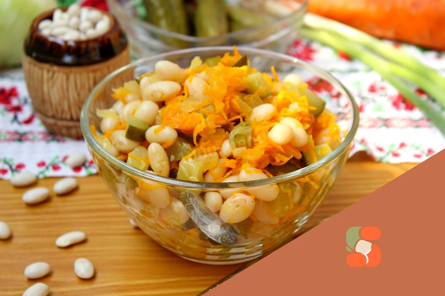 Салат квасоля огірки морква