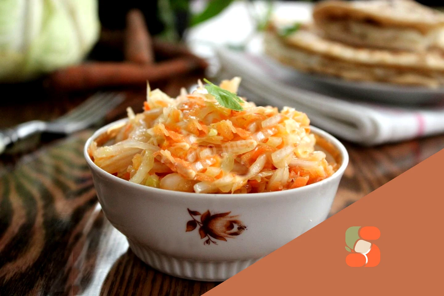 Салат Капуста з морквою та олією