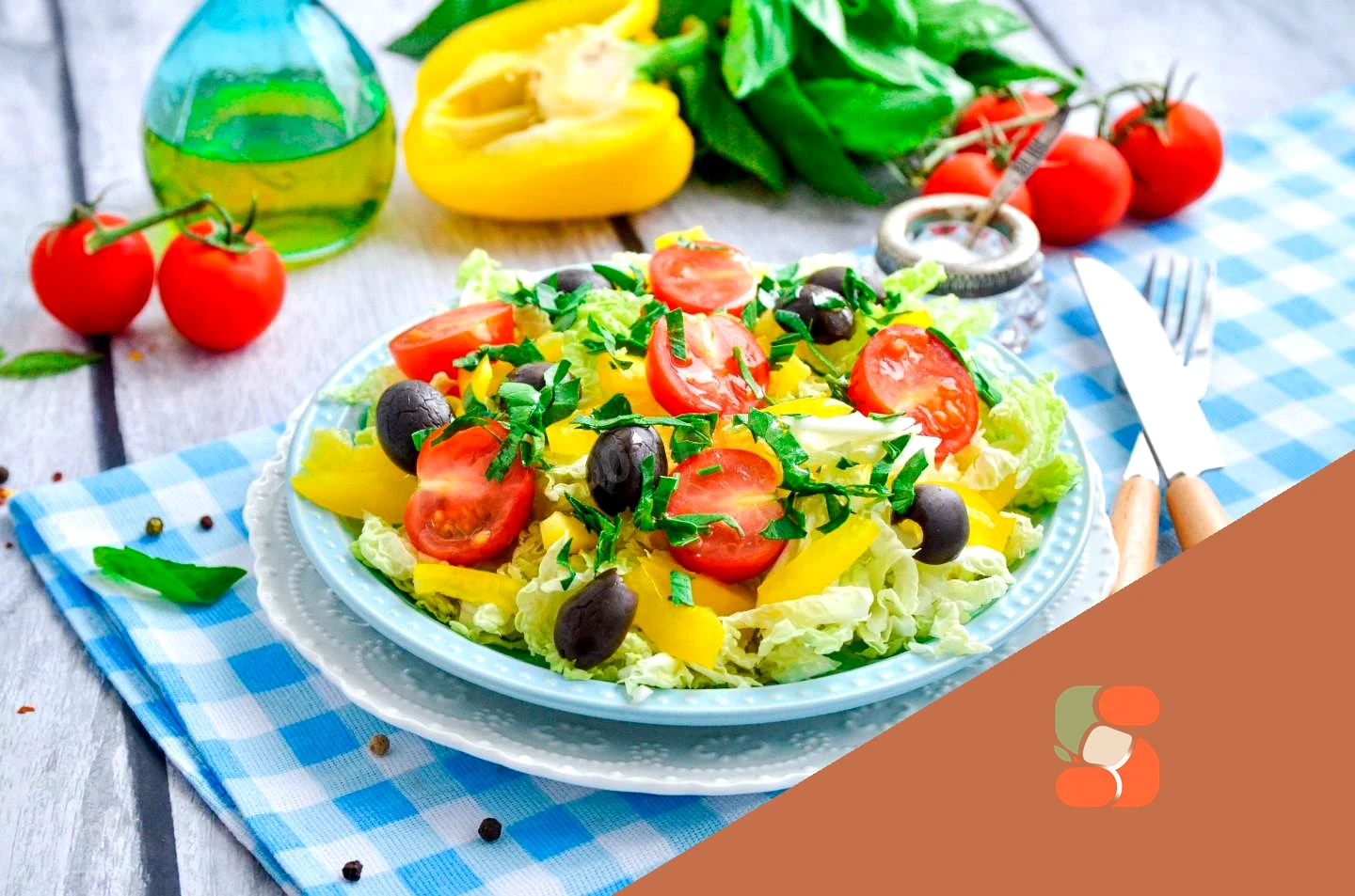 Перець болгарський помідори.