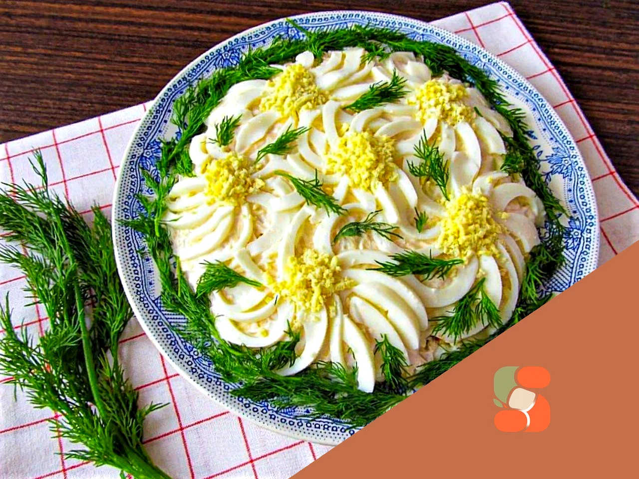 Салат Ромашка с курицей