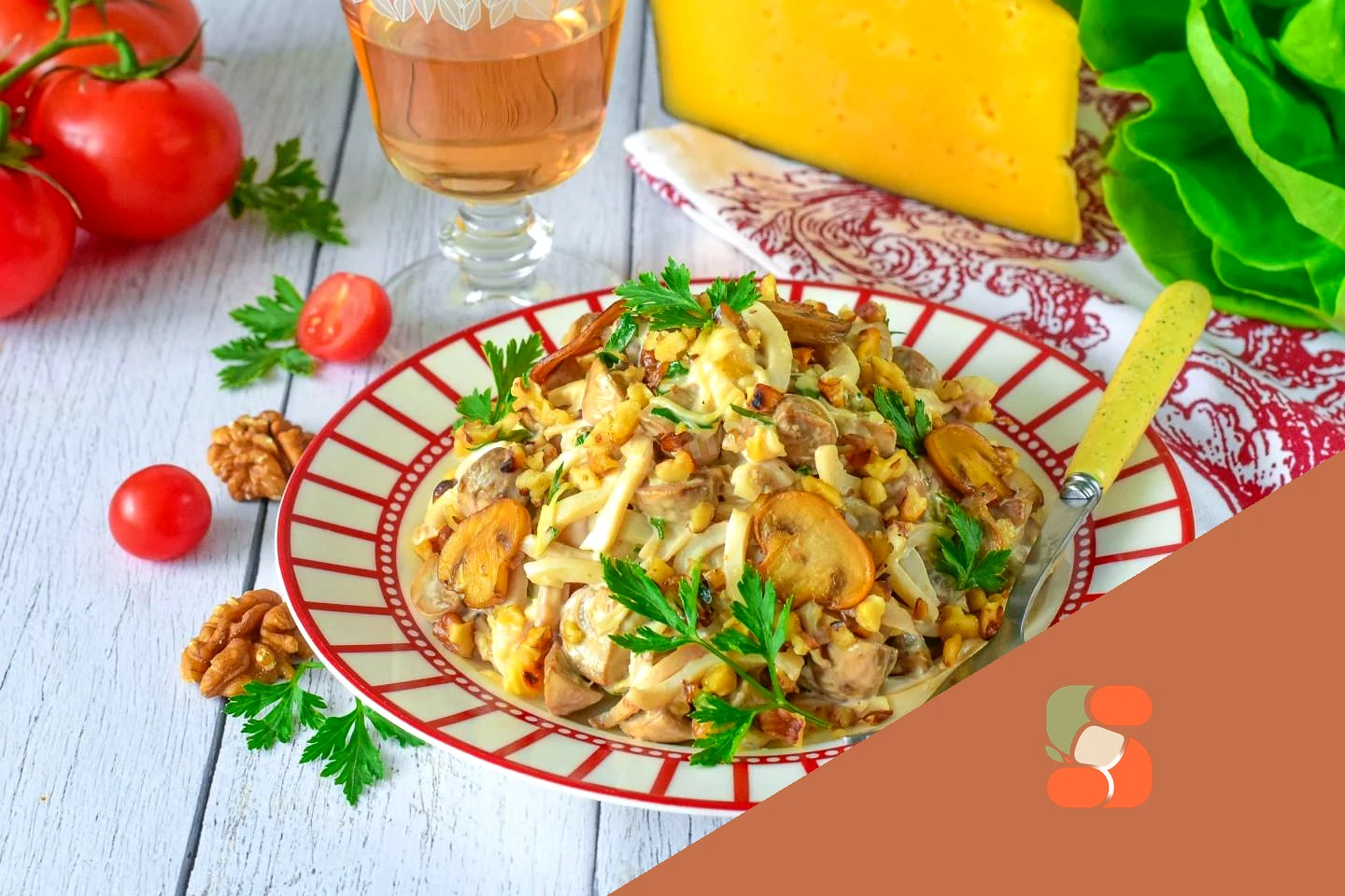 Салат с кальмарами и грибами