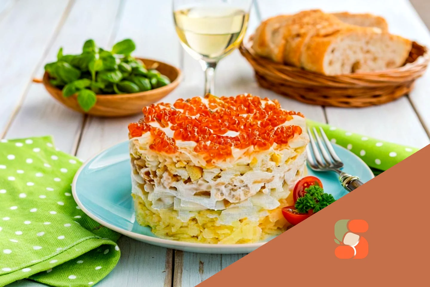 Салат Царский с икрой и кальмарами