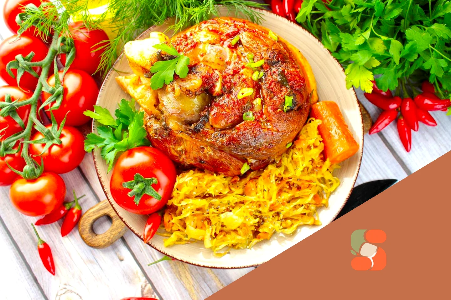 Свиняча рулька в афганському казані