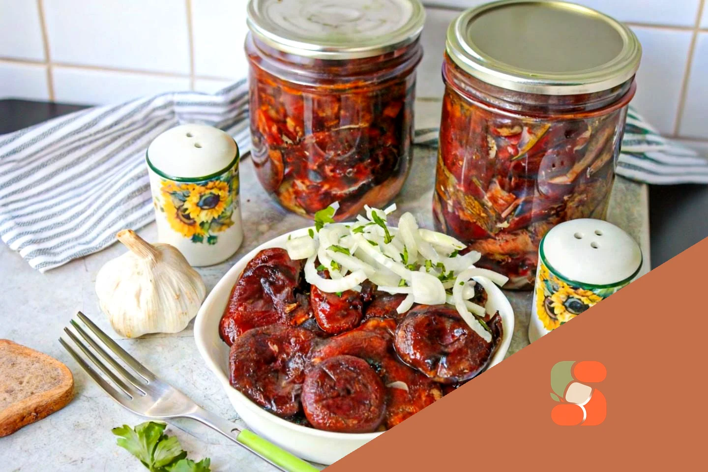 Сырые грузди на зиму в банках