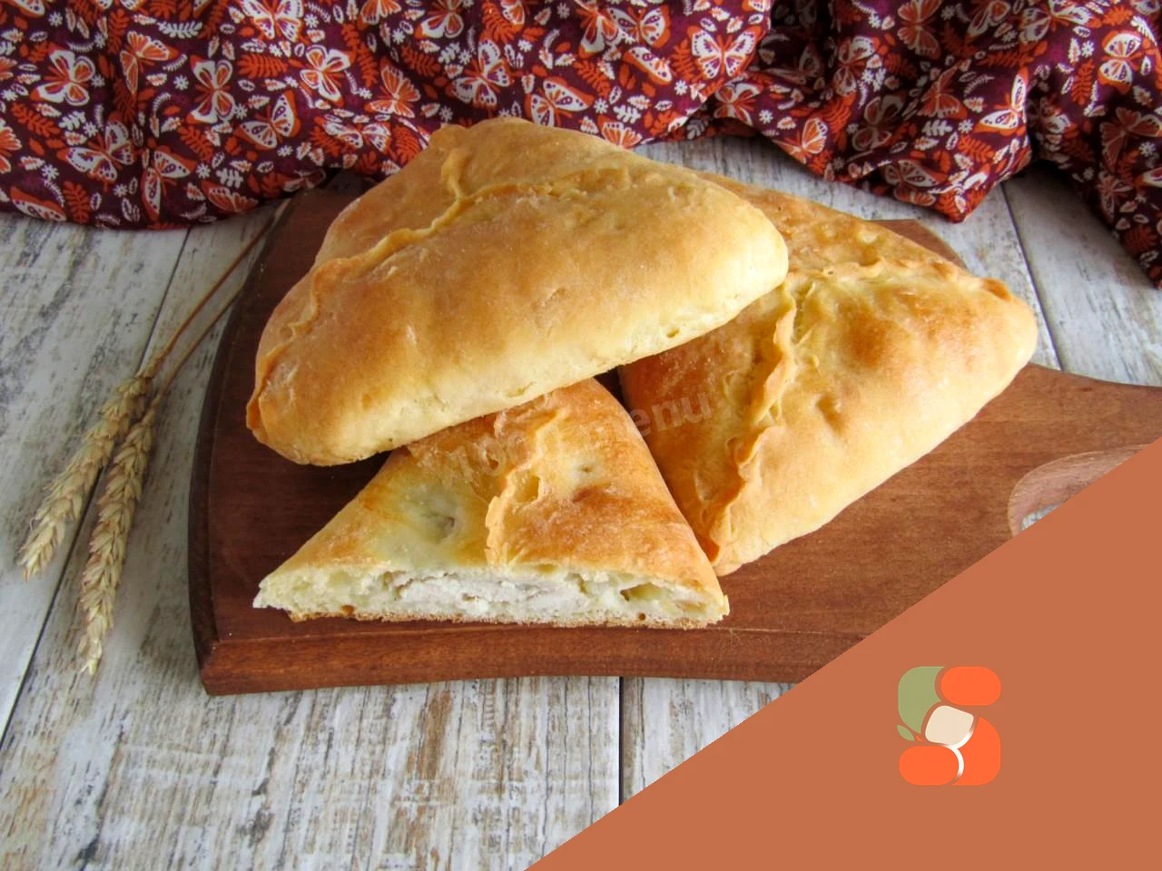 Татарські трикутники з м'ясом та картоплею