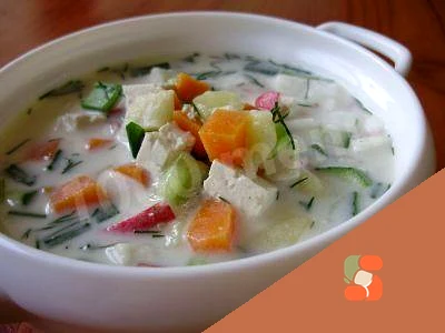 Вегетаріанська окрошка на тофу