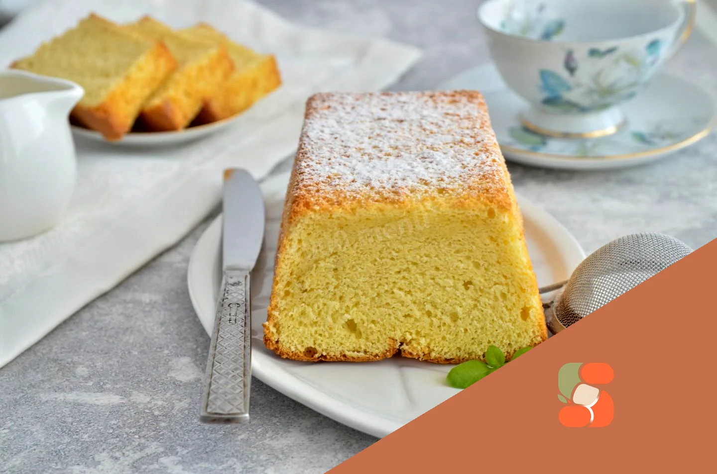 Вологий кекс бісквітний