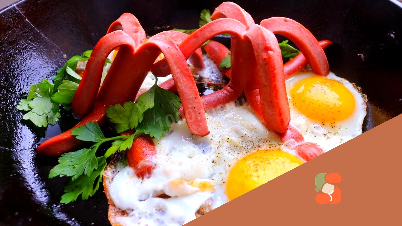 Яєчня з дитинства Яєчний острів з пальмами із сосисок