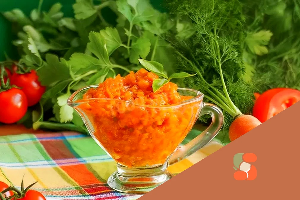 Икра из моркови с томатной пастой