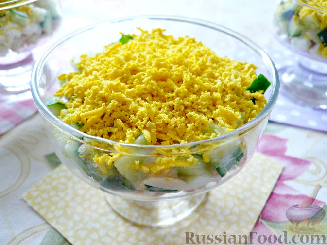 Листковий салат з відвареним м'ясом