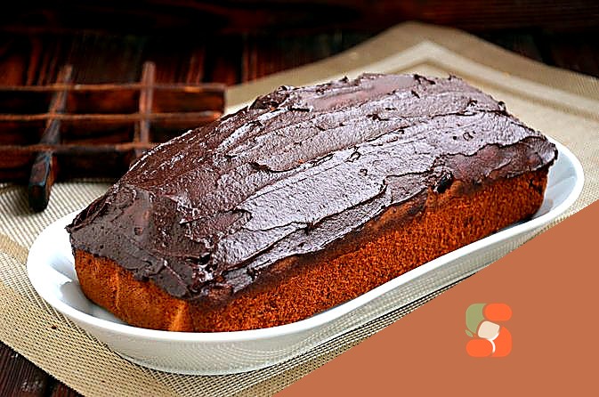 Буряковий суп із вершками та фетою