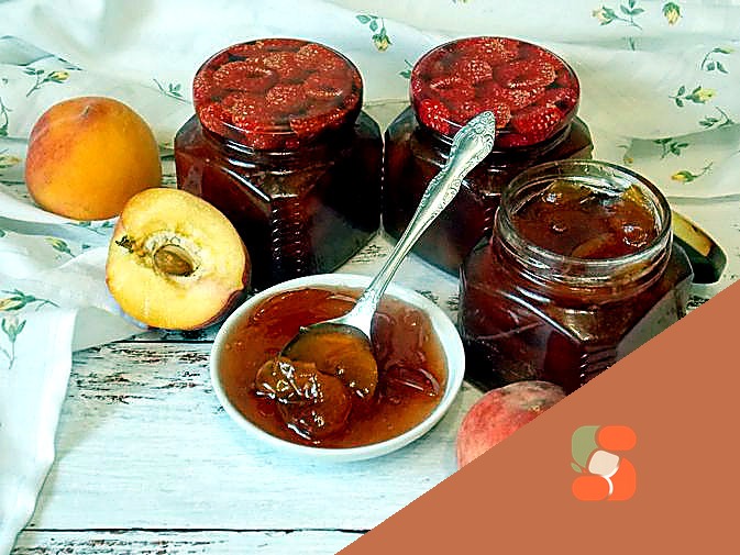 Яблука, запечені у заварному кремі