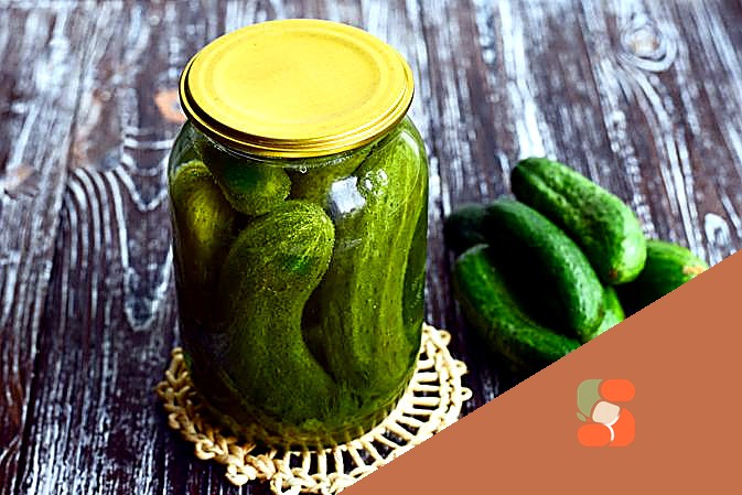 Бісквітний рулет із морозивом