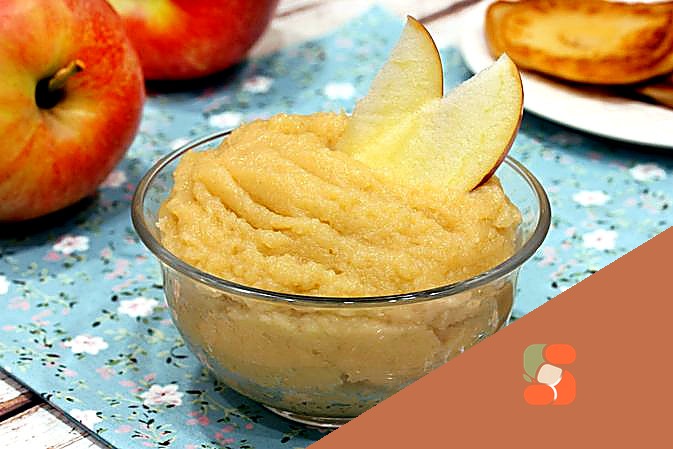 Десерт Яблука у снігу