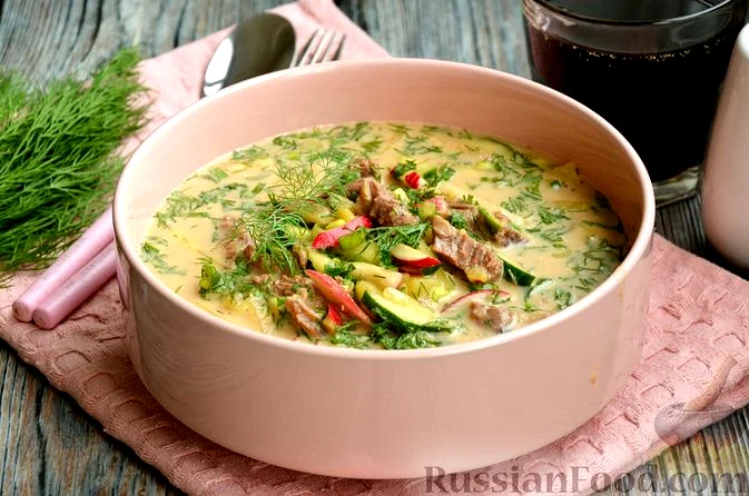 Окрошка на квасі, з яловичиною