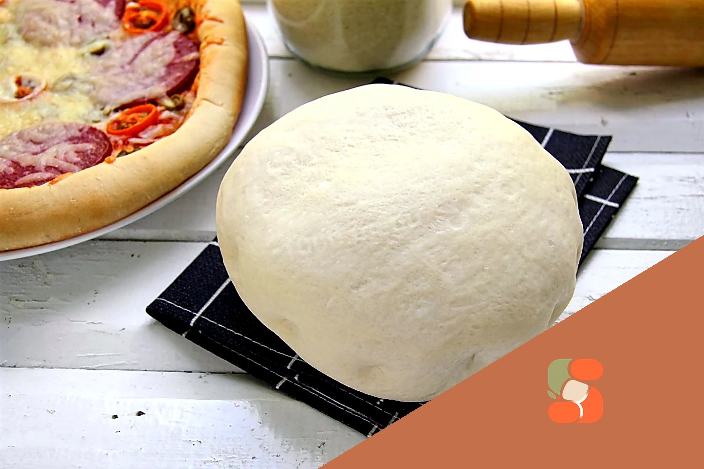 Пишне тісто для піци дріжджове