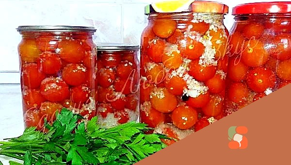 Помідори "у снігу" з часником (на зиму)