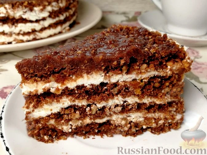 Торт із ванільних сухарів, сухофруктів та горіхів зі сметанно-сирним кремом (без випічки)