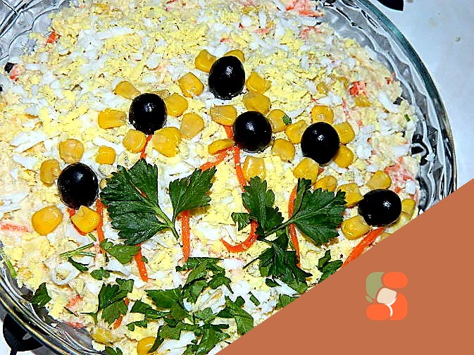 Простий салат з куркою "Квочка"