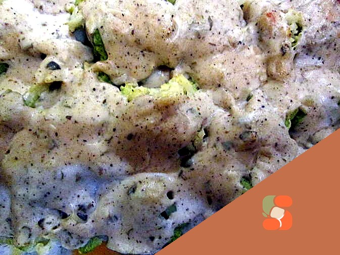 Цвітна капуста під вершковим соусом з анчоусами та каперсами