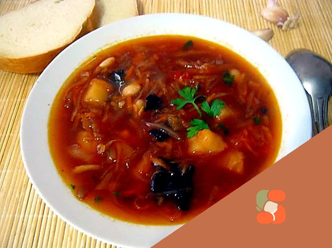 Український пісний борщ