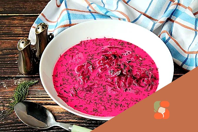 Холодний суп з буряка та малосольних огірків, на кислому квасолі