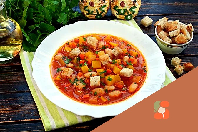 Гарбузовий суп з квасолею