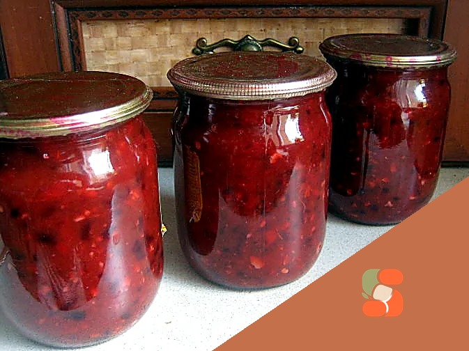 Аджика зі слив