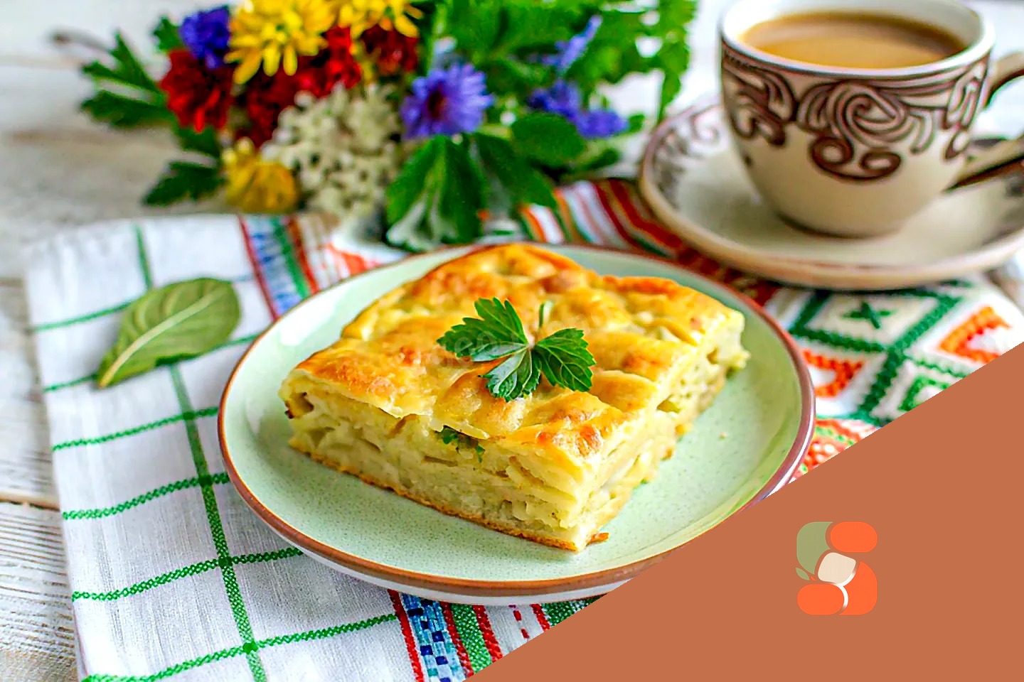 Пиріг на кефірі в духовці з капустою.