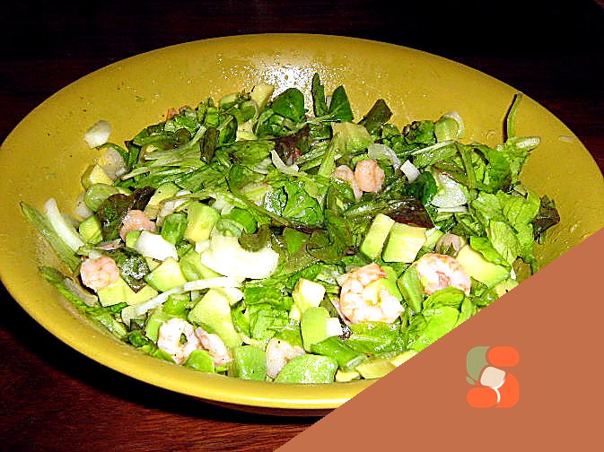 Конвертики з лаваша з начинкою з курки, помідора, сиру та зелені