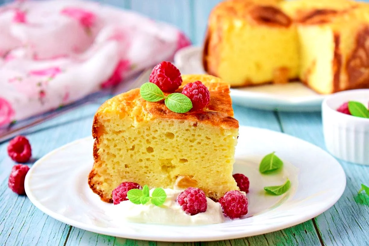 Класична запіканка з сиру із ізюмом у духовці