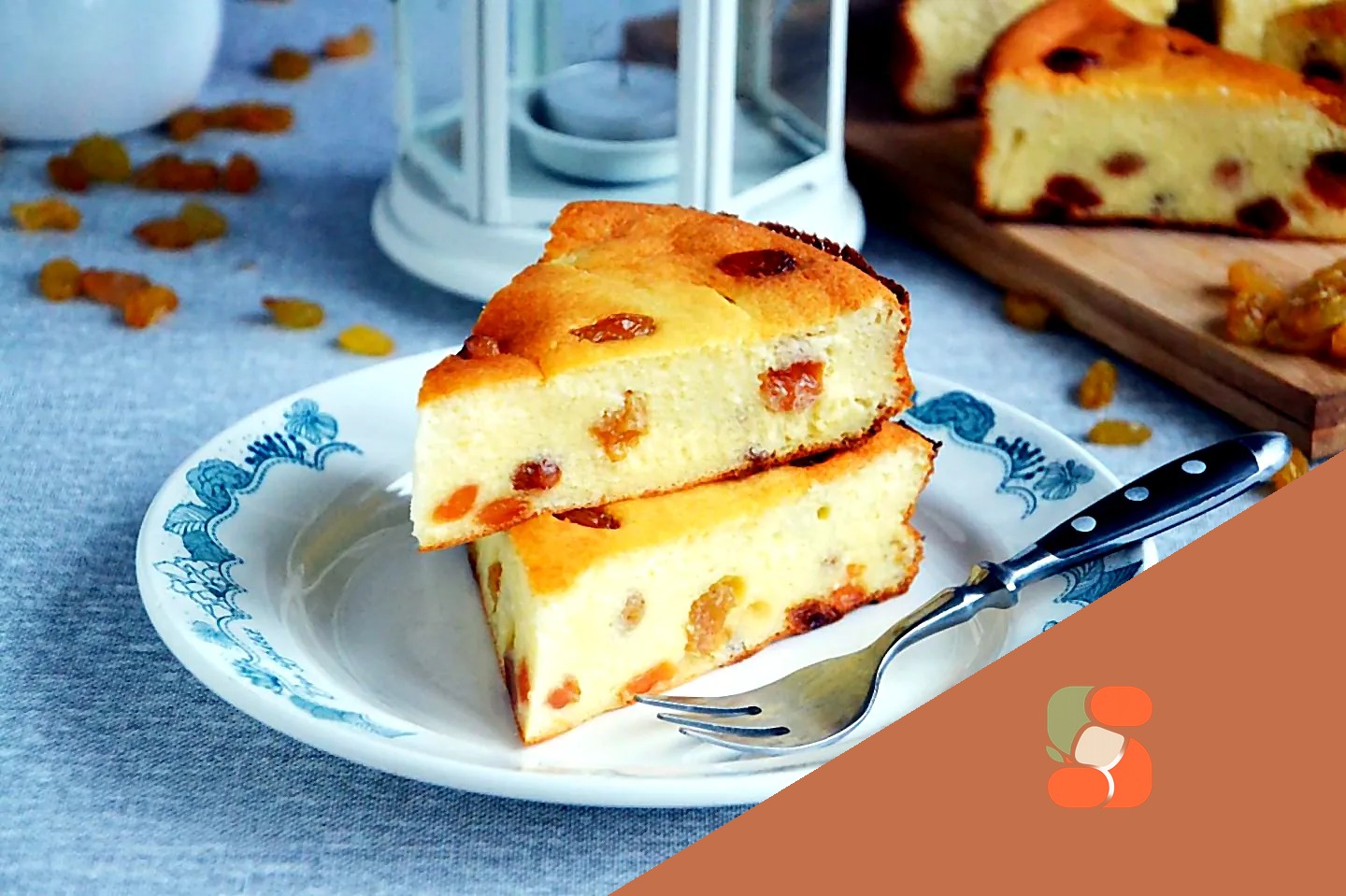 Сирна запіканка з родзинками в духовці пишна