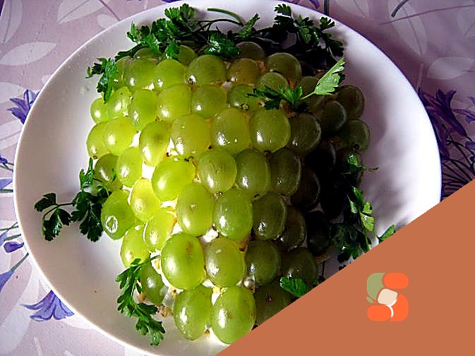 Суп з квашеною капустою та беконом