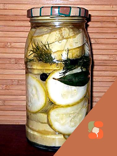 Салат "Лимонна часточка" з яєць, зі шпротами, грибами, овочами.