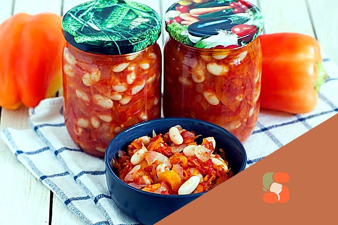 Листковий салат "Собачка" з куркою