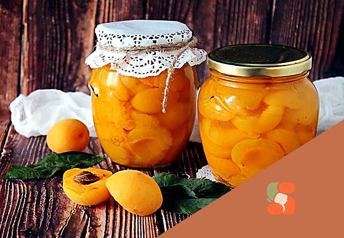 Томатний суп з квасолею та кускусом